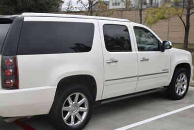 2014 GMC Yukon XL DENALI AWD NAV BK/CAM ROOF HTD SEATS NICE   - Photo 19 - Stafford, TX 77477