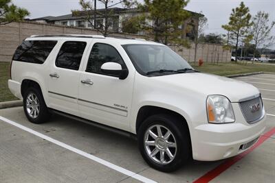 2014 GMC Yukon XL DENALI AWD NAV BK/CAM ROOF HTD SEATS NICE   - Photo 4 - Stafford, TX 77477