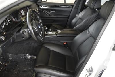 2016 BMW 550i M SPORT EXEC PKG HUD $75K MSRP NEW TRADE   - Photo 24 - Stafford, TX 77477