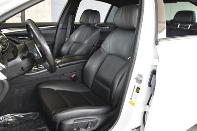 2016 BMW 550i M SPORT EXEC PKG HUD $75K MSRP NEW TRADE   - Photo 25 - Stafford, TX 77477