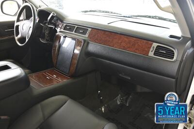 2012 Chevrolet Avalanche LTZ 4X4 LOADED 26 IN DUB WHLS B/NEW TIRES NICE   - Photo 29 - Stafford, TX 77477