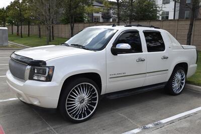 2012 Chevrolet Avalanche LTZ 4X4 LOADED 26 IN DUB WHLS B/NEW TIRES NICE   - Photo 5 - Stafford, TX 77477