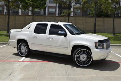 2012 Chevrolet Avalanche LTZ 4X4 LOADED 26 IN DUB WHLS B/NEW TIRES NICE   - Photo 22 - Stafford, TX 77477