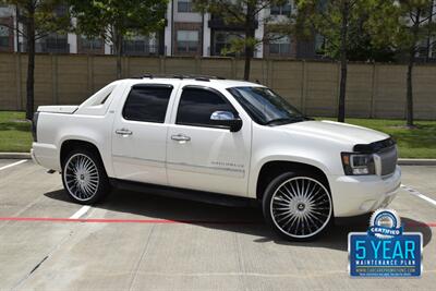 2012 Chevrolet Avalanche LTZ 4X4 LOADED 26 IN DUB WHLS B/NEW TIRES NICE   - Photo 22 - Stafford, TX 77477