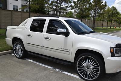 2012 Chevrolet Avalanche LTZ 4X4 LOADED 26 IN DUB WHLS B/NEW TIRES NICE   - Photo 6 - Stafford, TX 77477