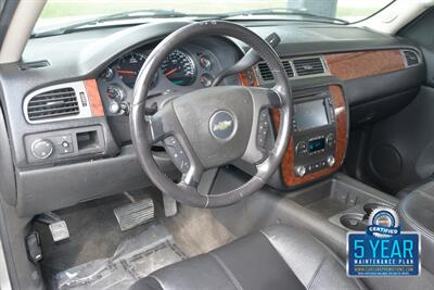 2008 Chevrolet Suburban LT LTHR NAV HTD SEATS 102K LOW MILES FRESH TRADE   - Photo 31 - Stafford, TX 77477