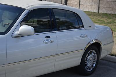 2007 Lincoln Town Car SIGNATURE LTD 45K ORIG MILES CARRIAGE TOP MINT   - Photo 9 - Stafford, TX 77477
