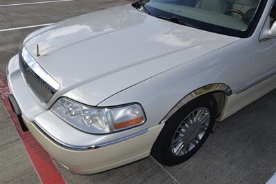 2007 Lincoln Town Car SIGNATURE LTD 45K ORIG MILES CARRIAGE TOP MINT   - Photo 10 - Stafford, TX 77477