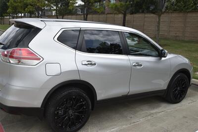 2015 Nissan Rogue S LOADED PREM WHLS 94K MILES FRESH TRADE IN NICE   - Photo 16 - Stafford, TX 77477