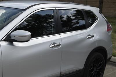 2015 Nissan Rogue S LOADED PREM WHLS 94K MILES FRESH TRADE IN NICE   - Photo 9 - Stafford, TX 77477