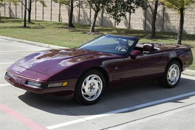 1993 Chevrolet Corvette CONVERTIBLE AUTOMATIC BEAUTIFUL COLOR COMBO CLEAN   - Photo 6 - Stafford, TX 77477