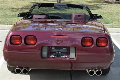 1993 Chevrolet Corvette CONVERTIBLE AUTOMATIC BEAUTIFUL COLOR COMBO CLEAN   - Photo 24 - Stafford, TX 77477