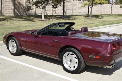 1993 Chevrolet Corvette CONVERTIBLE AUTOMATIC BEAUTIFUL COLOR COMBO CLEAN   - Photo 19 - Stafford, TX 77477