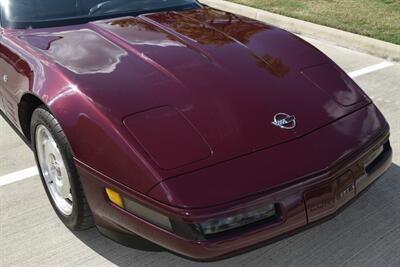 1993 Chevrolet Corvette CONVERTIBLE AUTOMATIC BEAUTIFUL COLOR COMBO CLEAN   - Photo 12 - Stafford, TX 77477