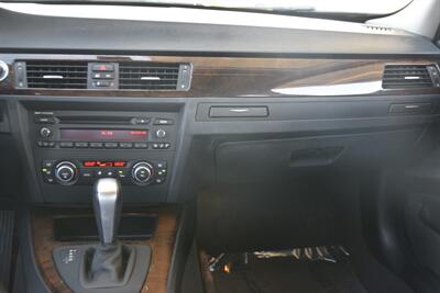 2010 BMW 328i   - Photo 31 - Stafford, TX 77477