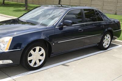 2006 Cadillac DTS Luxury I   - Photo 7 - Stafford, TX 77477