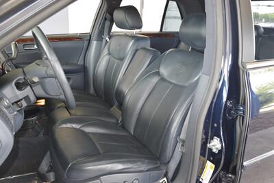 2006 Cadillac DTS Luxury I   - Photo 32 - Stafford, TX 77477