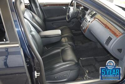 2006 Cadillac DTS Luxury I   - Photo 31 - Stafford, TX 77477