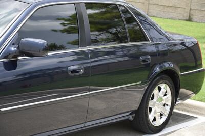 2006 Cadillac DTS Luxury I   - Photo 9 - Stafford, TX 77477