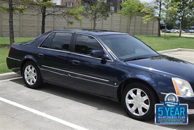 2006 Cadillac DTS Luxury I   - Photo 6 - Stafford, TX 77477