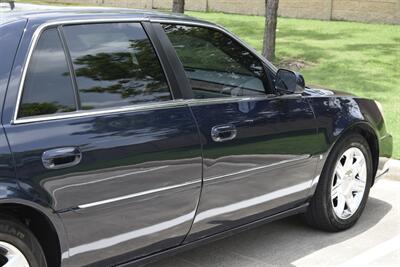 2006 Cadillac DTS Luxury I   - Photo 18 - Stafford, TX 77477