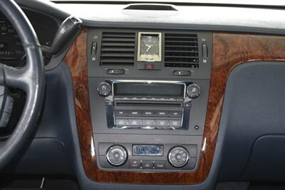 2006 Cadillac DTS Luxury I   - Photo 27 - Stafford, TX 77477