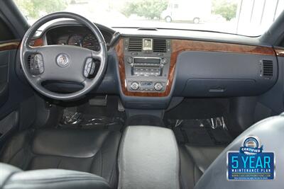 2006 Cadillac DTS Luxury I   - Photo 26 - Stafford, TX 77477