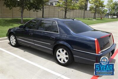 2006 Cadillac DTS Luxury I   - Photo 13 - Stafford, TX 77477