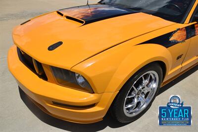 2007 Ford Mustang GT Premium FULLY CUSTOM PAINT SUPRCHARGE PANO ROOF   - Photo 10 - Stafford, TX 77477