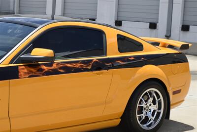 2007 Ford Mustang GT Premium FULLY CUSTOM PAINT SUPRCHARGE PANO ROOF   - Photo 9 - Stafford, TX 77477