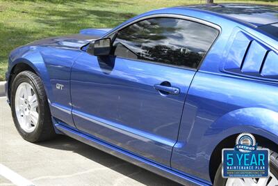 2007 Ford Mustang GT PREMIUM 5SPD MANUAL LTHR FRESH TRADE CLEAN   - Photo 17 - Stafford, TX 77477