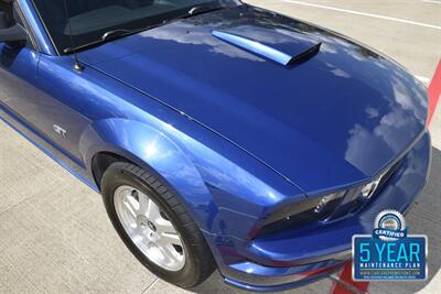 2007 Ford Mustang GT PREMIUM 5SPD MANUAL LTHR FRESH TRADE CLEAN   - Photo 11 - Stafford, TX 77477