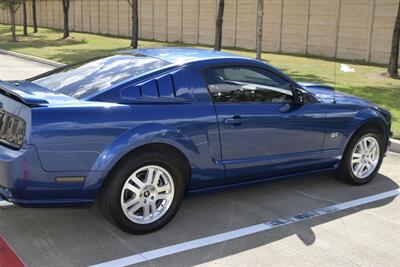 2007 Ford Mustang GT PREMIUM 5SPD MANUAL LTHR FRESH TRADE CLEAN   - Photo 16 - Stafford, TX 77477