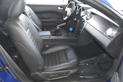2007 Ford Mustang GT PREMIUM 5SPD MANUAL LTHR FRESH TRADE CLEAN   - Photo 27 - Stafford, TX 77477