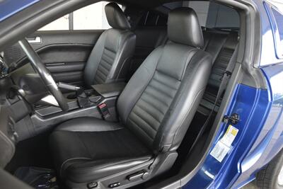 2007 Ford Mustang GT PREMIUM 5SPD MANUAL LTHR FRESH TRADE CLEAN   - Photo 28 - Stafford, TX 77477
