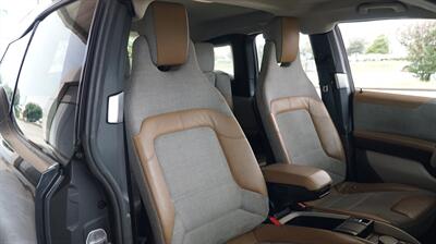 2014 BMW i3 GIGA EXT RANGE 62K LOW MILES 4 NEW TIRES CLEAN   - Photo 29 - Stafford, TX 77477
