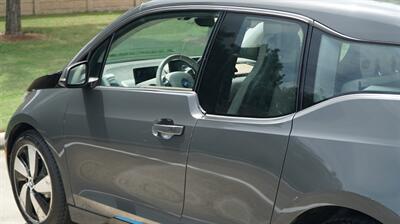 2014 BMW i3 GIGA EXT RANGE 62K LOW MILES 4 NEW TIRES CLEAN   - Photo 17 - Stafford, TX 77477