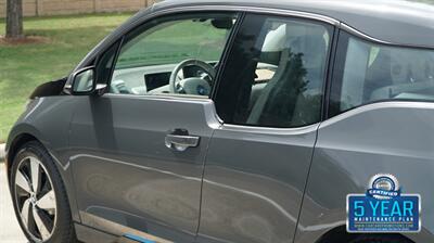 2014 BMW i3 GIGA EXT RANGE 62K LOW MILES 4 NEW TIRES CLEAN   - Photo 17 - Stafford, TX 77477