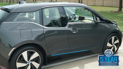 2014 BMW i3 GIGA EXT RANGE 62K LOW MILES 4 NEW TIRES CLEAN   - Photo 16 - Stafford, TX 77477