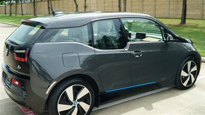 2014 BMW i3 GIGA EXT RANGE 62K LOW MILES 4 NEW TIRES CLEAN   - Photo 14 - Stafford, TX 77477