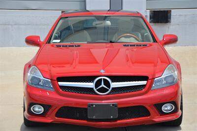 2009 Mercedes-Benz SL 550 LOADED PANO ROOF NAV HTD STS FRESH TRADE   - Photo 5 - Stafford, TX 77477