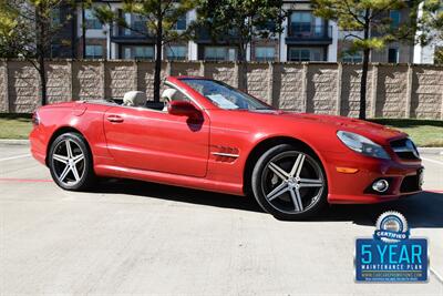 2009 Mercedes-Benz SL 550 LOADED PANO ROOF NAV HTD STS FRESH TRADE   - Photo 35 - Stafford, TX 77477
