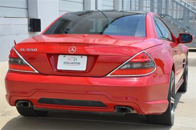 2009 Mercedes-Benz SL 550 LOADED PANO ROOF NAV HTD STS FRESH TRADE   - Photo 25 - Stafford, TX 77477