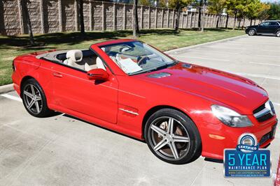 2009 Mercedes-Benz SL 550 LOADED PANO ROOF NAV HTD STS FRESH TRADE   - Photo 8 - Stafford, TX 77477