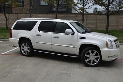 2012 Cadillac Escalade ESV LUXURY NAV BK/CAM S/ROOF 53K ORIG MILES   - Photo 21 - Stafford, TX 77477