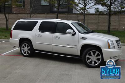 2012 Cadillac Escalade ESV LUXURY NAV BK/CAM S/ROOF 53K ORIG MILES   - Photo 21 - Stafford, TX 77477