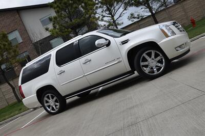 2012 Cadillac Escalade ESV LUXURY NAV BK/CAM S/ROOF 53K ORIG MILES   - Photo 40 - Stafford, TX 77477