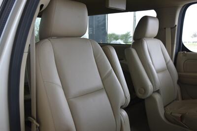 2012 Cadillac Escalade ESV LUXURY NAV BK/CAM S/ROOF 53K ORIG MILES   - Photo 37 - Stafford, TX 77477