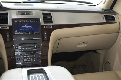 2012 Cadillac Escalade ESV LUXURY NAV BK/CAM S/ROOF 53K ORIG MILES   - Photo 24 - Stafford, TX 77477