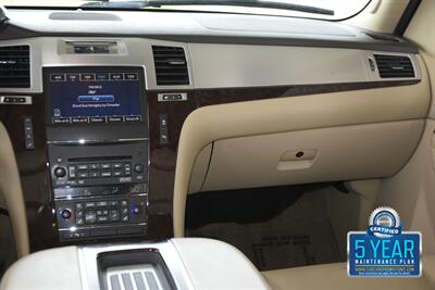 2012 Cadillac Escalade ESV LUXURY NAV BK/CAM S/ROOF 53K ORIG MILES   - Photo 24 - Stafford, TX 77477